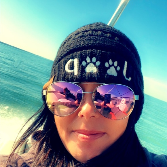 Meet your Posher, Andrea - Picture 1 of 1